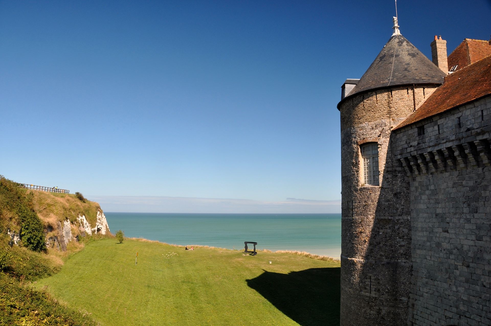 Dieppe (Photo license: CC BY 2.0)